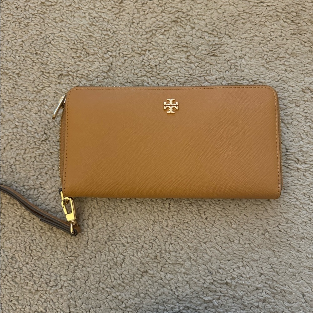 Tory Burch Wristlet